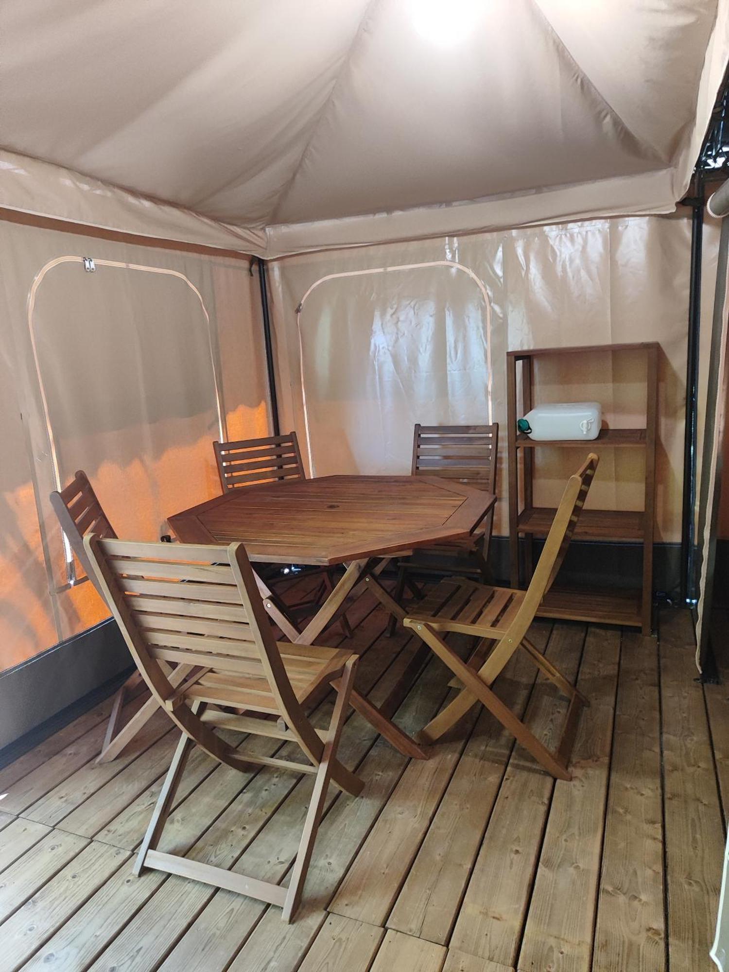 Camping Porte Des Alpilles By M.A Destination Glamping Saint-Étienne-du-Grès Dış mekan fotoğraf